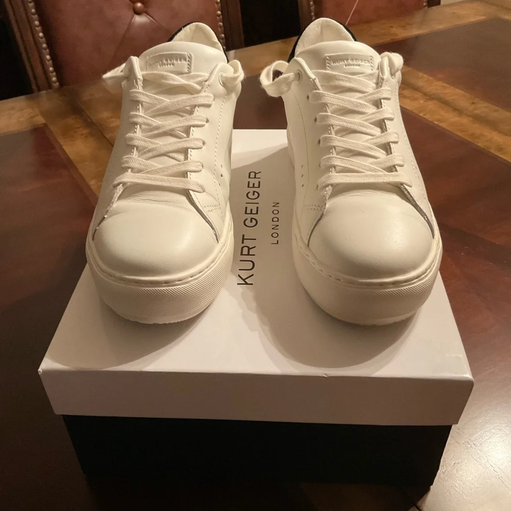 Kurt Geiger London Laney Sneaker              Size 7.5 US / 38 EU - Picture 6 of 9